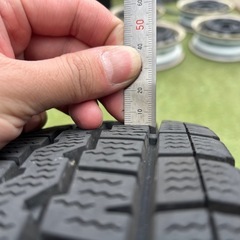 スタッドレスタイヤ　145/80R12 6PR　  の画像