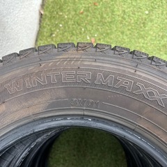 スタッドレスタイヤ　145/80R12 6PR　  の画像