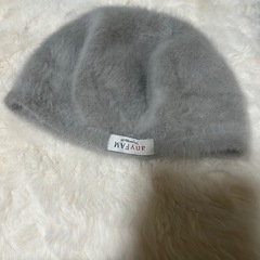 レディース。帽子と手袋の画像