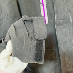 ブラック 中綿ジャケット フード付き 防寒 アウター 冬用 ポケット付き Lの画像