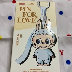 ④ラブブ　新品　イニシャルLの画像