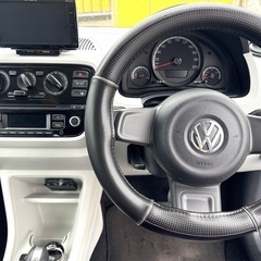 【フォルクスワーゲン up! 2ドア ブルー 平成26年式】の画像