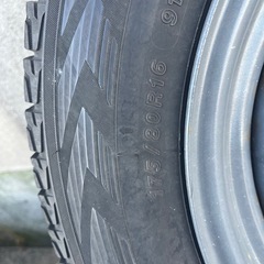 バリ溝　ジムニー　スタッドレスタイヤ ホイール付き　175/80R16　の画像