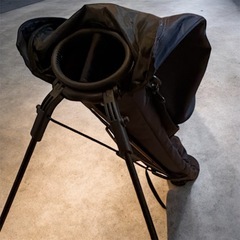 超美品！未使用に近い！ゴルフ クラブケース スタンドバッグ ブラック 軽量の画像