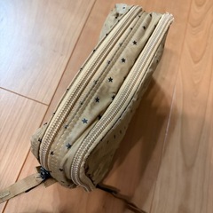 ヘッドポーター シナモンベージュ星柄ポーチ Headporter    の画像
