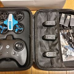 さしあげます。ディズニー掛け時計＆室内用カメラ付き小型ドローンの画像