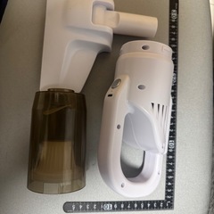 新品未使用コードレス掃除機550g超軽量の画像