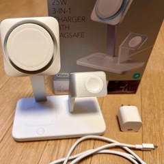 【新品同様】ESR 25W 3in1 MagSafe充電器 Apple認定の画像