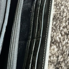 アズールバイマウジー　クロコ🐊長財布の画像