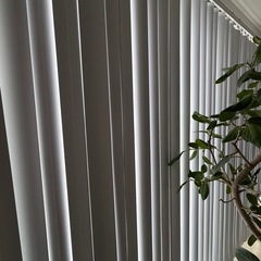 【3万円相当】 バーチカルブラインド（1級遮光）  の画像