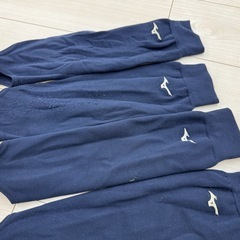 少年野球ネイビーソックスとベルト
の画像