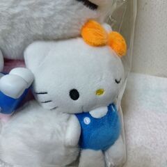 ハローキティ　ぬいぐるみ大中小＆ミニフィギュア5点セットの画像