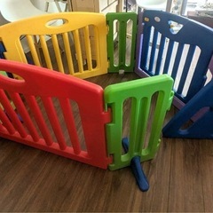 ベビーサークル　ベビーゲートの画像