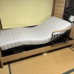 電動シングルベッド+マッドレスの画像