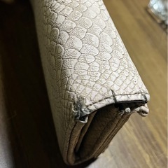 アズールバイマウジー　クロコ🐊長財布の画像