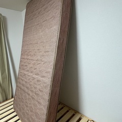 シングルベッドマットレスの画像