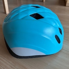 小児のヘルメットの画像
