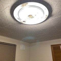 8畳用シーリングライト　取り付け金具セットの画像