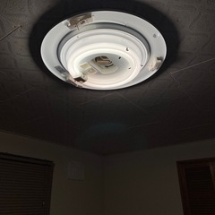 8畳用シーリングライト　取り付け金具セットの画像