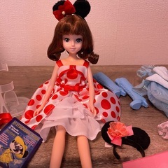 東京ディズニーリゾート　ファッションドール　ミニーちゃん&リカちゃんハウス・ピンクデザインの画像