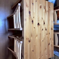 IKEA ダイニングテーブル＋チェア4脚セットの画像