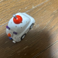 赤ちゃん用知育玩具チョロQの画像