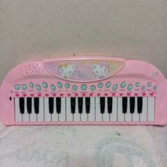 特別価格　ハローキティ電子ピアノ＆エレクトロニック.リトルピアノの画像