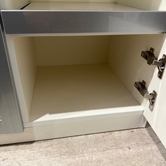 キッチンボード　シルバーの画像