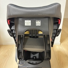 Combi コンビ チャイルドシート
　の画像