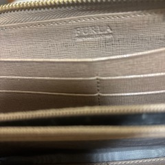 FURLA フルラ　ベージュ　長財布　ファスナー財布 ラウンドファスナーの画像