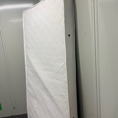 シングルマットレスの画像