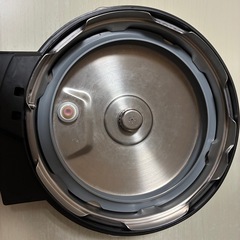 アイリス 電気圧力鍋 2.2L ブラック 自動メニュー69種類の画像