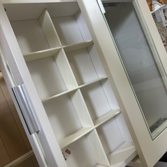 キャビネットの画像