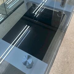 ★リユースのサカイ高崎店★TJ13768  ガラステーブル 白 H42.5×D6×W105 クリーニング済みの画像