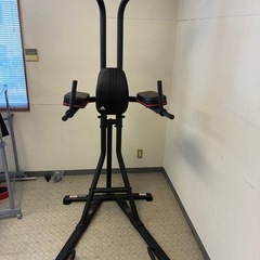  adidas アディダス パワータワー 耐荷重 135kg adidas ぶら下がり健康器 懸垂マシンの画像