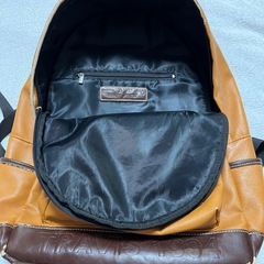 Travis リュックの画像