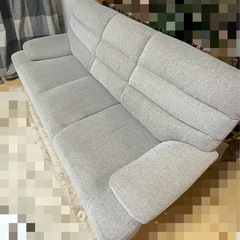 3人掛けソファーの画像