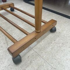 ★リユースのサカイ高崎店★TJ13770  ハンガーラック 茶 H164×D38×W74 クリーニング済みの画像