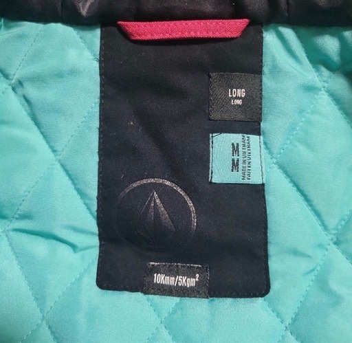 VOLCOM フード付きジャケット美品