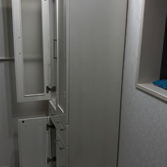 食器棚 ①の画像