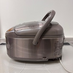 炊飯器 ZOJIRUSHI 3合炊きの画像