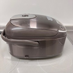 炊飯器 ZOJIRUSHI 3合炊きの画像