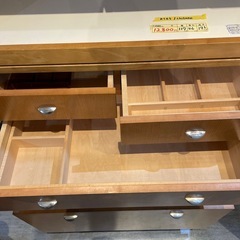 配達可【食器棚】【カリモク家具chitano】クリーニング済み【管理番号】1221 橋の画像