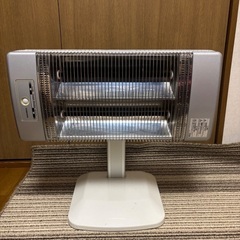 コロナ製　電気ストーブの画像
