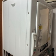 日立　DE-N60WV 除湿形電気衣類乾燥機
の画像