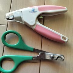 ★ペット トリミングセット（バリカン、ハサミ、ヤスリ、くし、爪切り）★の画像