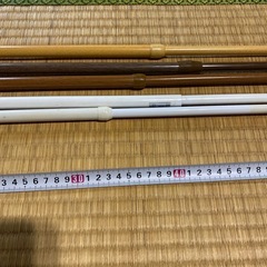 突っ張り棒をまとめて5本　40センチから80センチ位の画像
