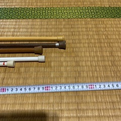 突っ張り棒をまとめて5本　40センチから80センチ位の画像