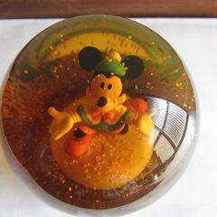 ディズニー　ミッキーマウス　スノードーム　高さ１４ｃｍ　美品の画像