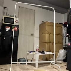 ハンガーラックの画像